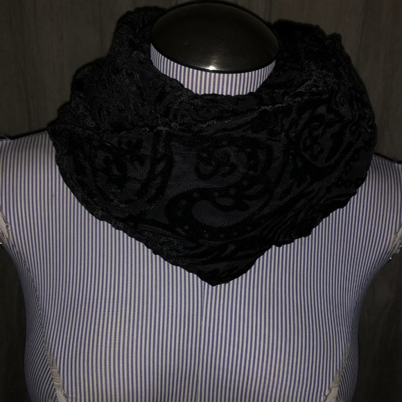 VELVET black Devore Fall holiday burn out scarf - Picture 3 of 3